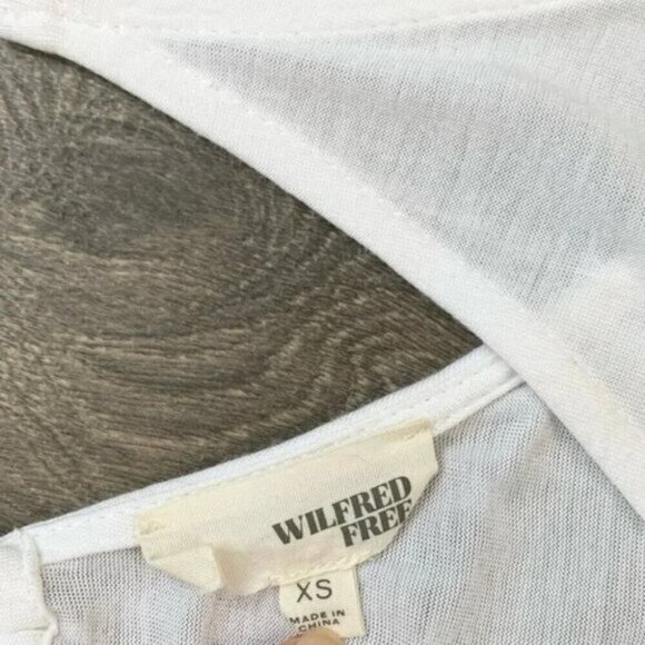Wilfred Free Aritzia Women's Tank Top Cropped Flowy Racerback White Size XS - Picture 7 of 12